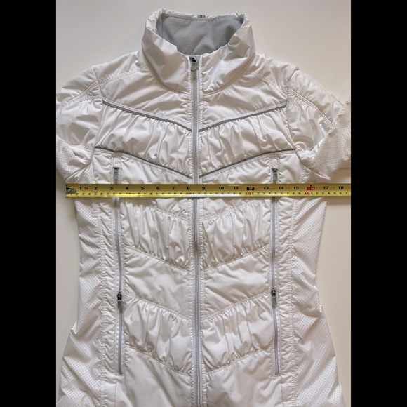 Rare Lululemon White Outward Bound Jacket Sz 4 - Picture 6 of 13